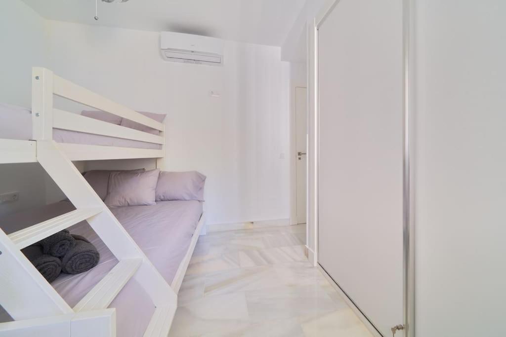 Superbe Appartement Avec Jaccuzi マルベーリャ エクステリア 写真