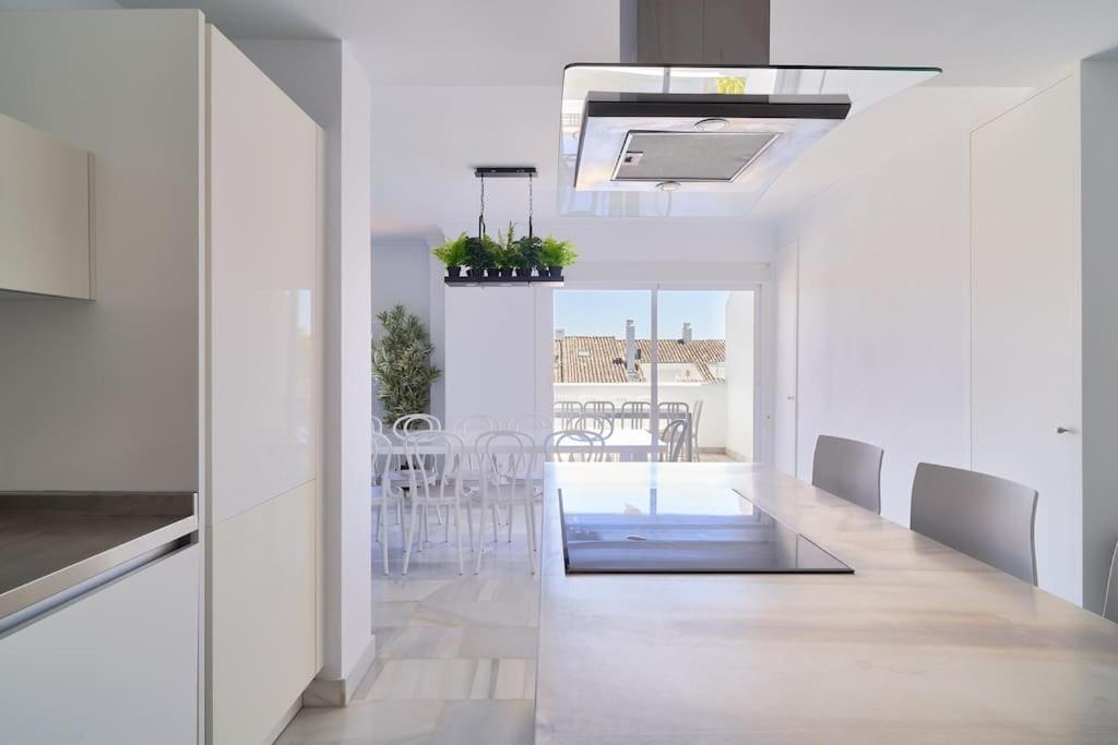 Superbe Appartement Avec Jaccuzi マルベーリャ エクステリア 写真