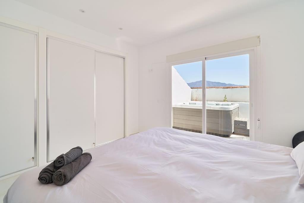 Superbe Appartement Avec Jaccuzi マルベーリャ エクステリア 写真
