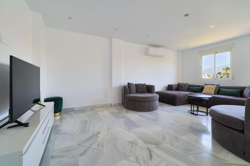 Superbe Appartement Avec Jaccuzi マルベーリャ エクステリア 写真